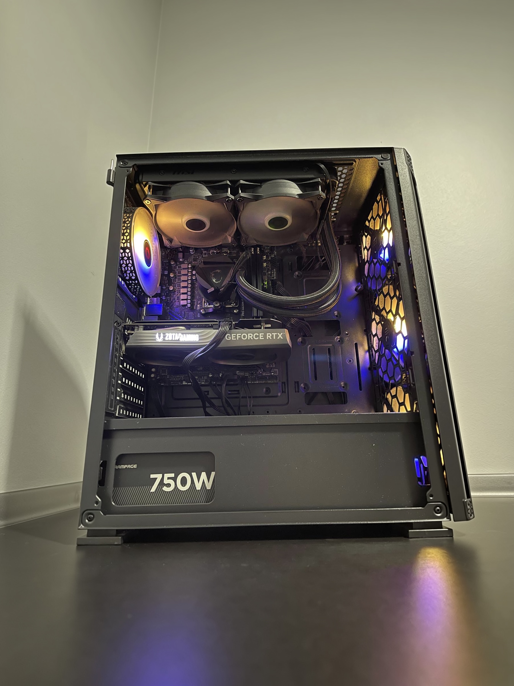 RYZEN 5 7500F | RTX 4060 | 32 GB DDR5 | 1 TB SSD